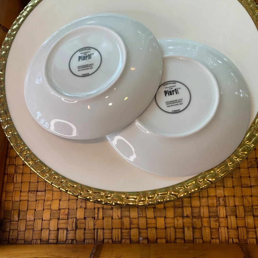 Pier 1 Christmas Dog Plates 2 Total NWOT